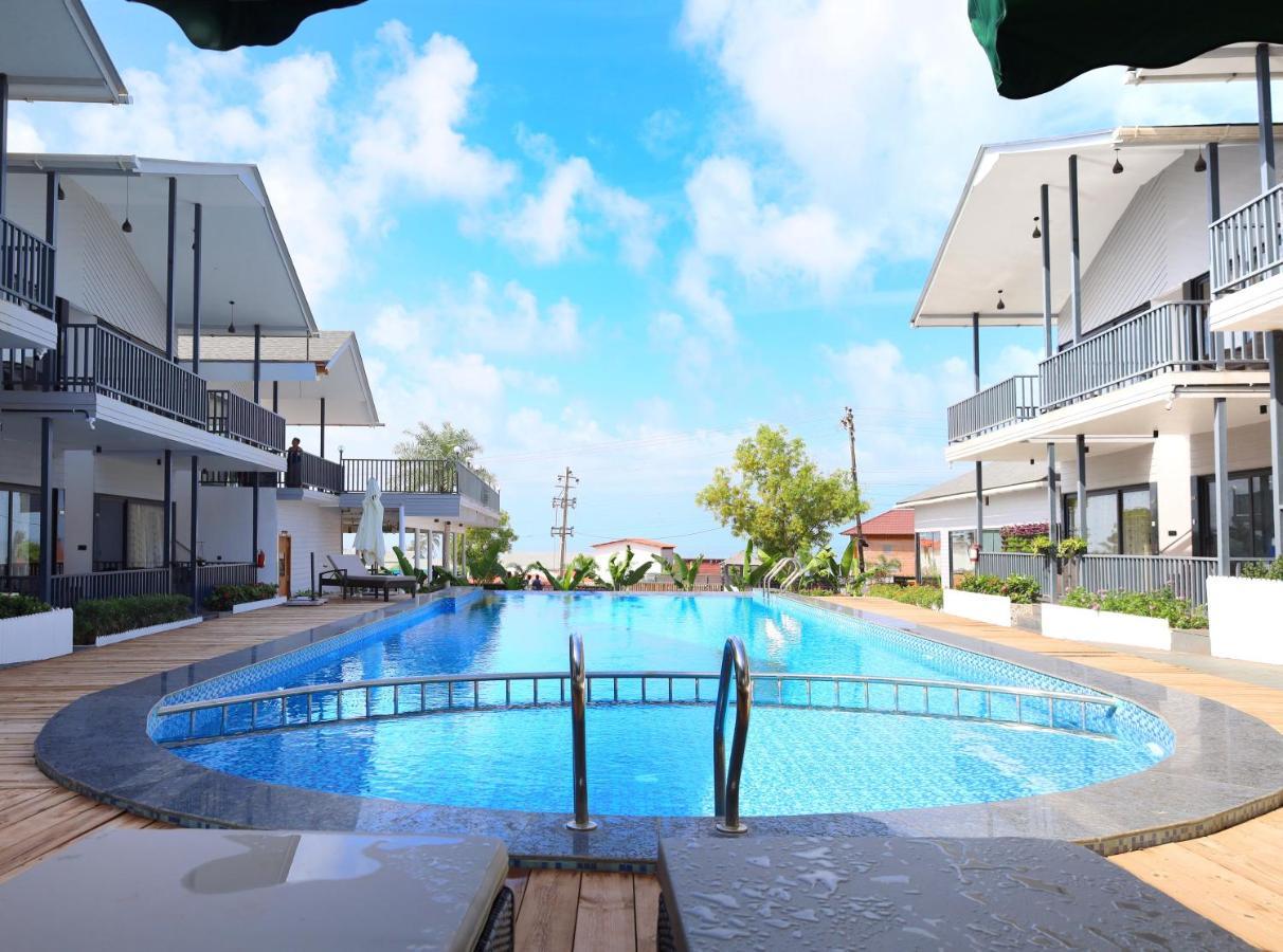 Oralia Resort Ashvem Beach Esterno foto