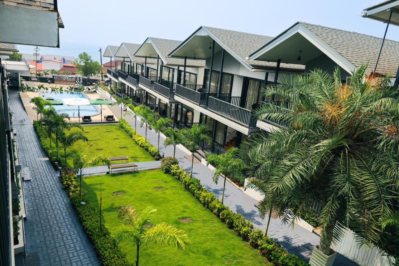 Oralia Resort Ashvem Beach Esterno foto