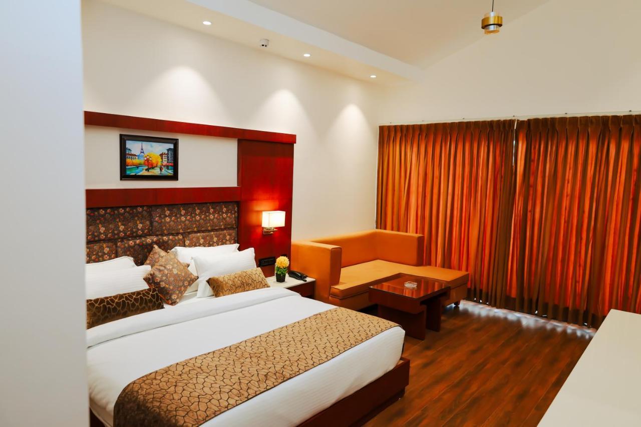 Oralia Resort Ashvem Beach Esterno foto
